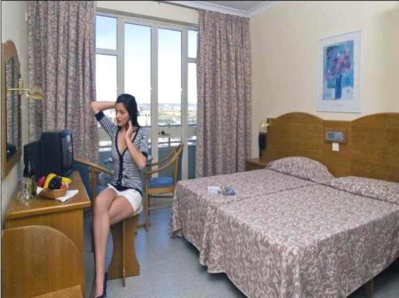 코랄 호텔 세인트폴스베이 객실 사진